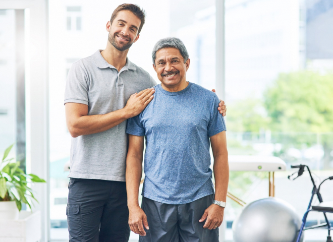 Ipasgo alerta para riscos à saúde masculina e reforça prevenção no Mês dos Pais