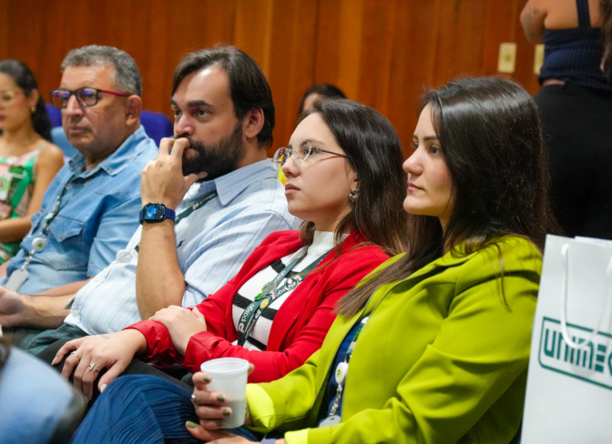 Capacitação em neurointervenção qualifica colaboradores e aprimora segurança no atendimento do Ipasgo Saúde