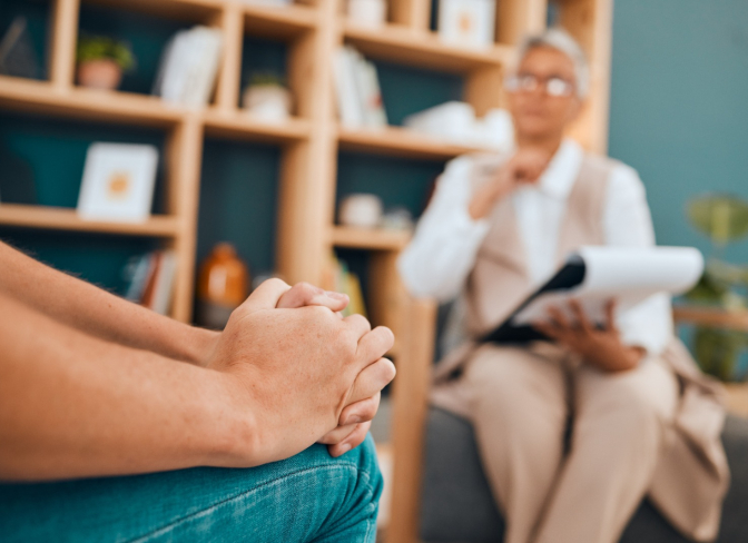 Ipasgo Saúde orienta quando buscar ajuda para cuidar da saúde mental